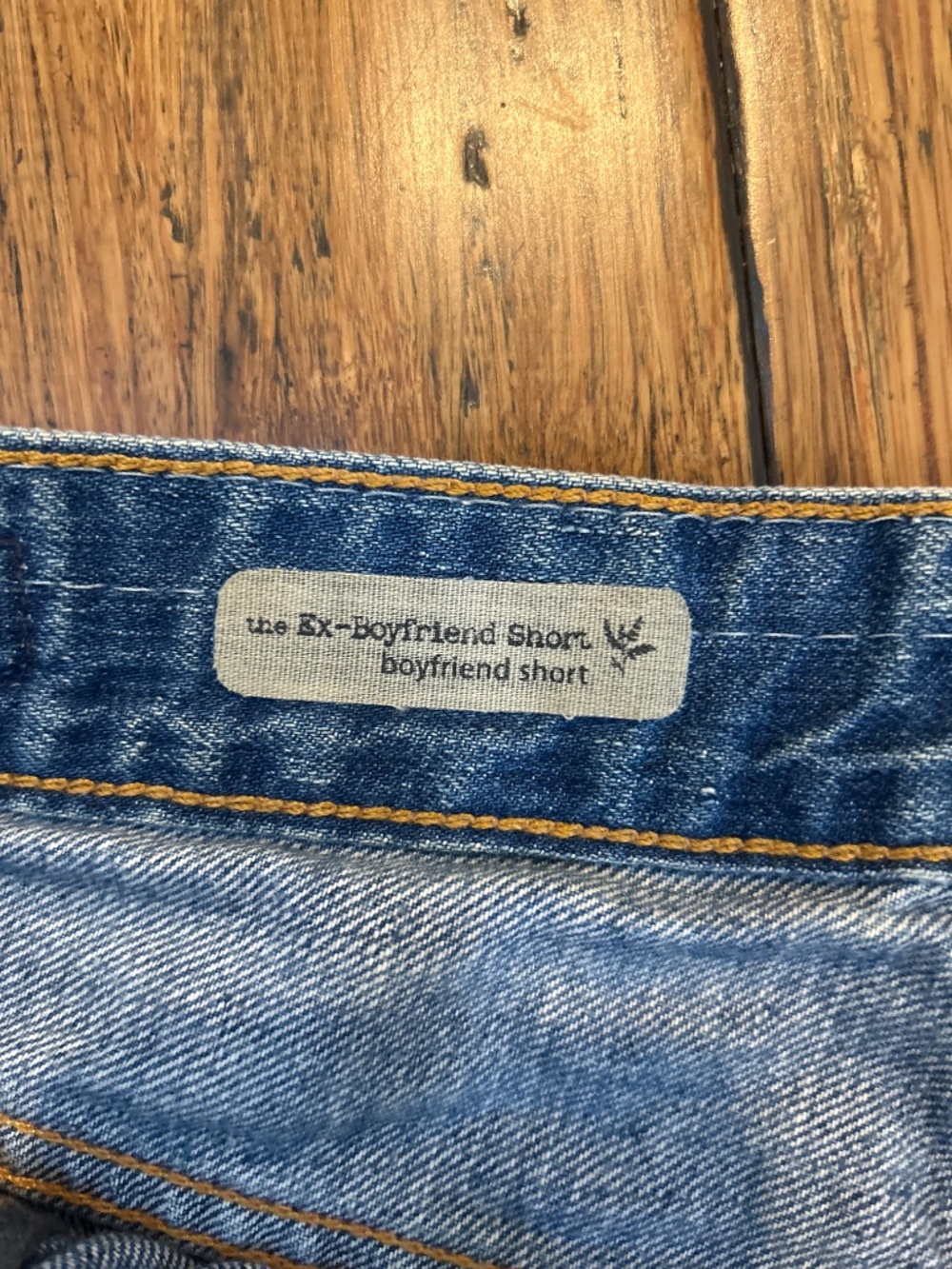 AG ex boyfriend roll up shorts size 26 small Bundle with Joes and Hudson short - Picture 3 of 9